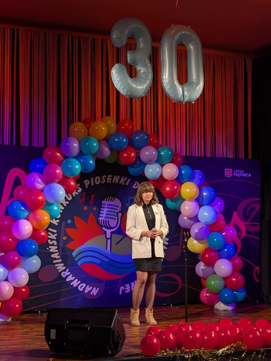 Oliwia Frąckiewicz i Aleksandra Cieniewicz laureatkami XXX Nadnarwiańskiego Konkursu Piosenki Dziecięcej i Młodzieżowej!