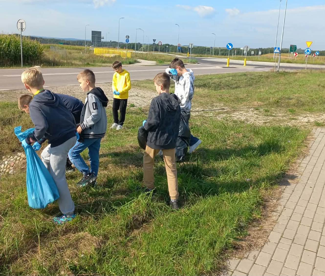 Sprzątanie Świata w Kisielnicy